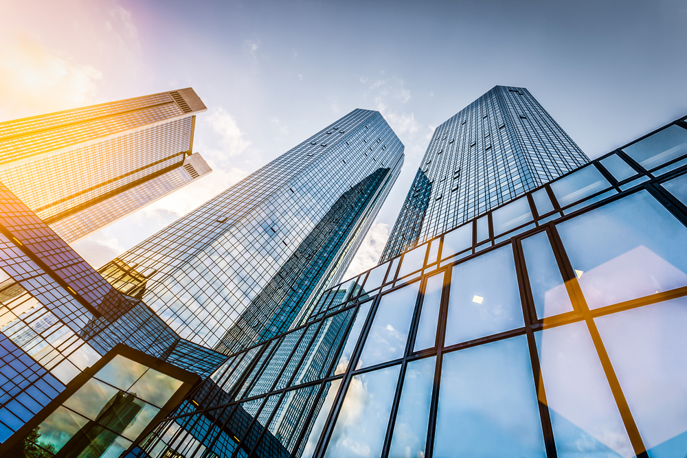 Bottom,View,Of,Modern,Skyscrapers,In,Business,District,In,Beautiful